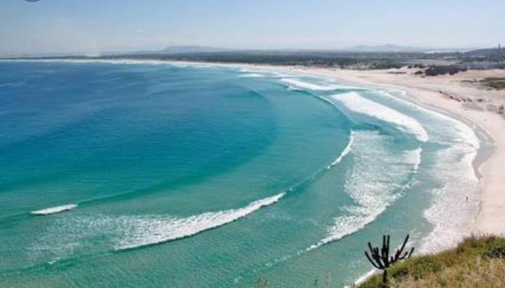 3 Quartos Em Arraial Do Cabo Exterior photo